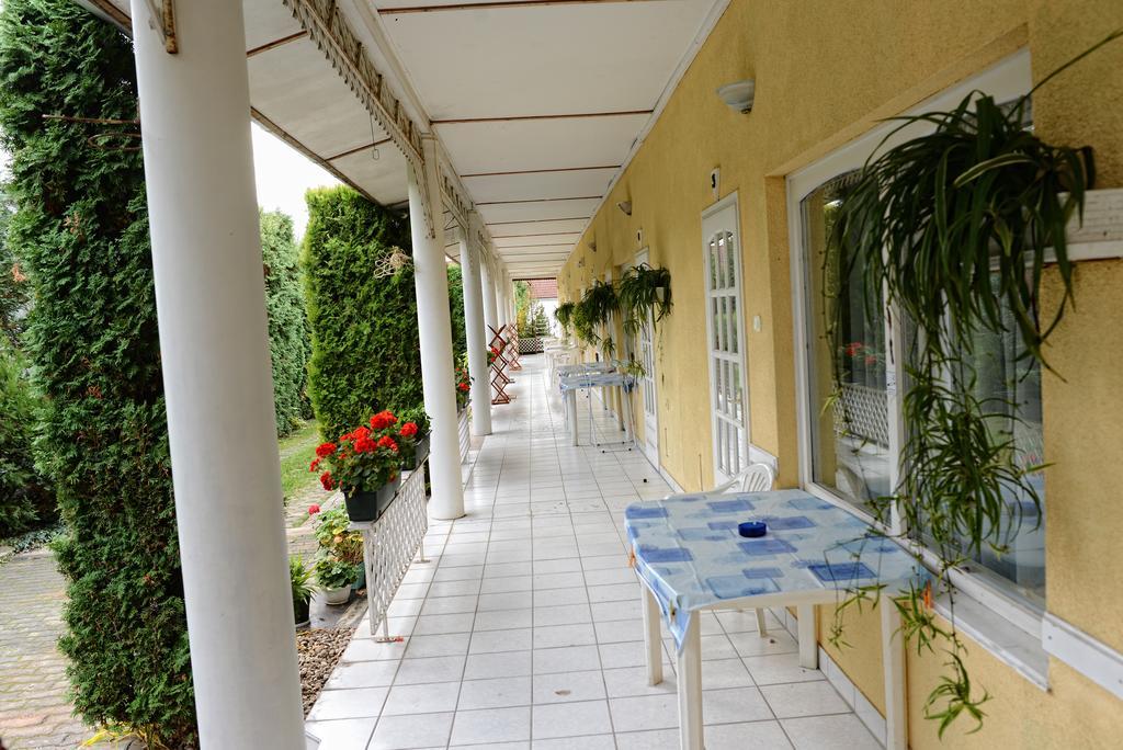 Stop Apartment Бюк Номер фото